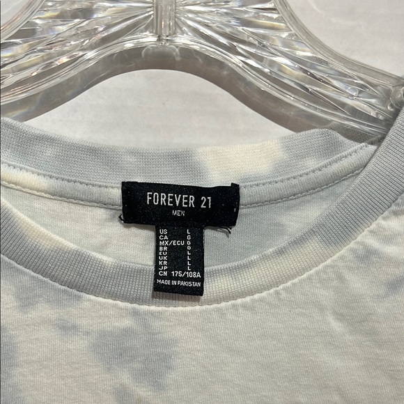 Old navy Black and White Short Sleeve Tee - Picture 2 of 7